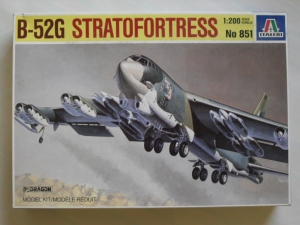 ITALERI 1/200 851 B-52G STRATOFORTRESS